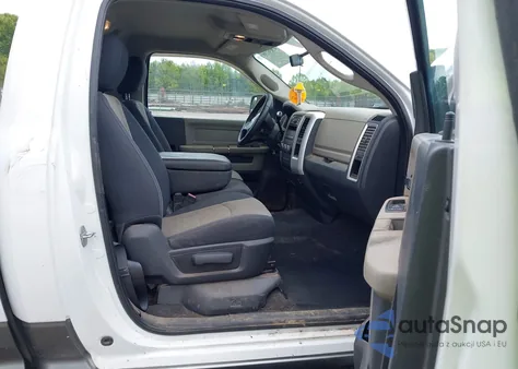 2010 Dodge Ram 1500 Slt/Sport/Trx z USA, uszkodzony, nr VIN 3D7JV1ET3AG128069